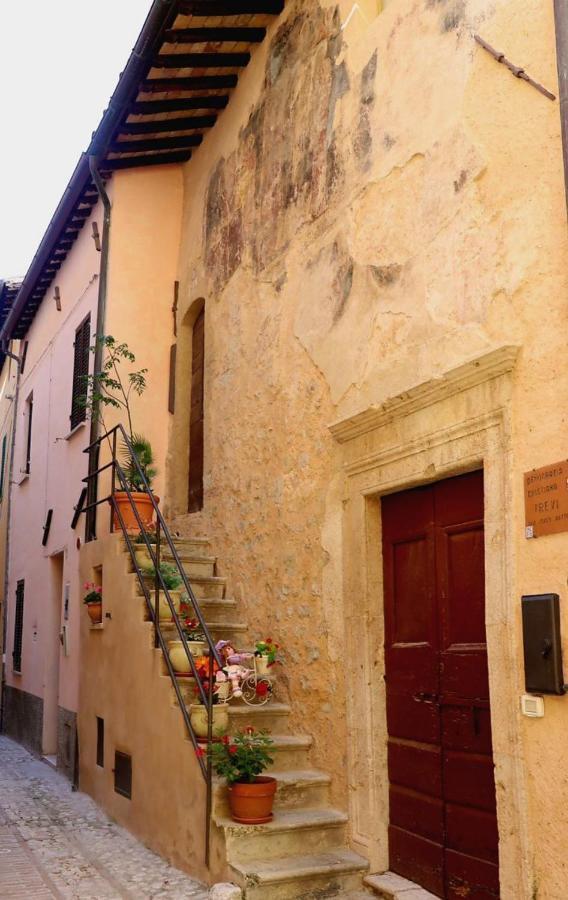 Twins' Historical Apartment Trevi Exterior photo